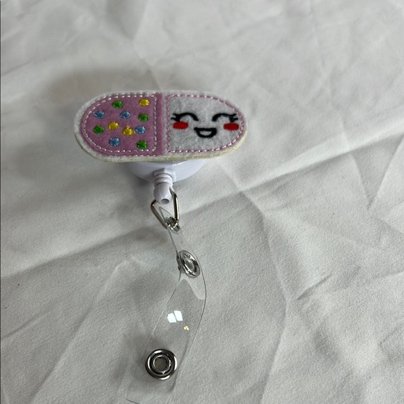 Cute Smiling Badge Reel with Colorful Dots - Picture 5 of 5